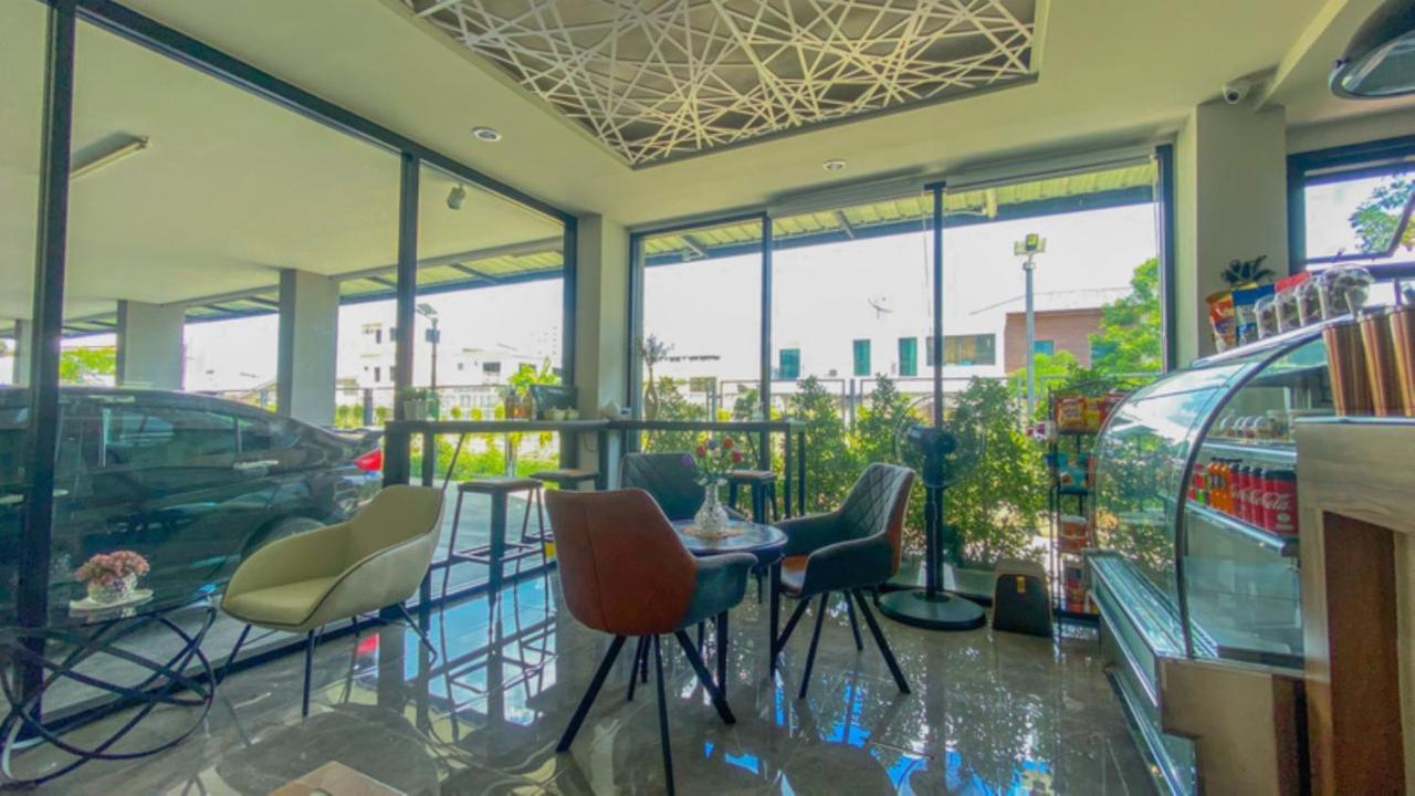 فندق Plearnwan Deluxe Mansion بانكوك المظهر الخارجي الصورة