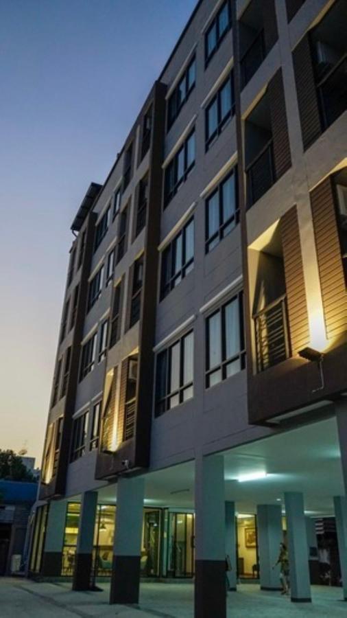 فندق Plearnwan Deluxe Mansion بانكوك المظهر الخارجي الصورة